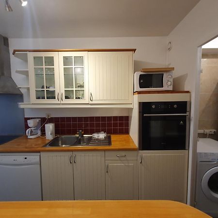 F3 Avec Balcon 5 Min Gare Sqy Et Parking Gratuit Lägenhet Guyancourt Exteriör bild