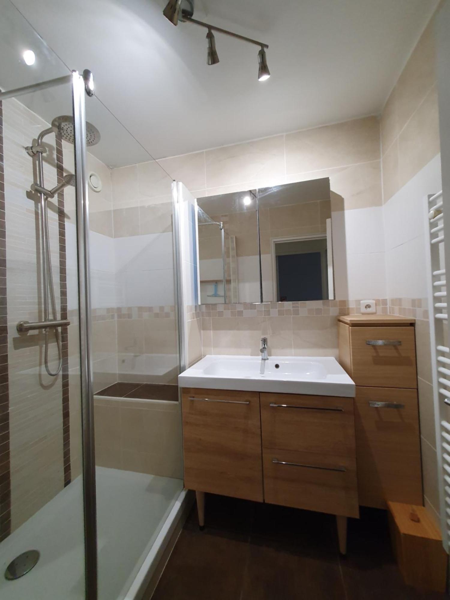 F3 Avec Balcon 5 Min Gare Sqy Et Parking Gratuit Lägenhet Guyancourt Exteriör bild